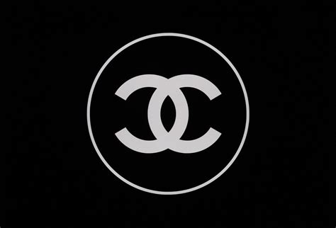 2 c's in the chanel.